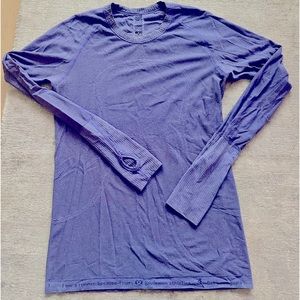 Lululemon Swiftly Tech Thumbtack long sleeve front logo shirt